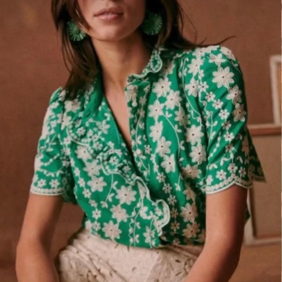 Sezane Tops - Sezane Dalia Shirt in Green and Ivory Embroidery Detail Size 38/US6